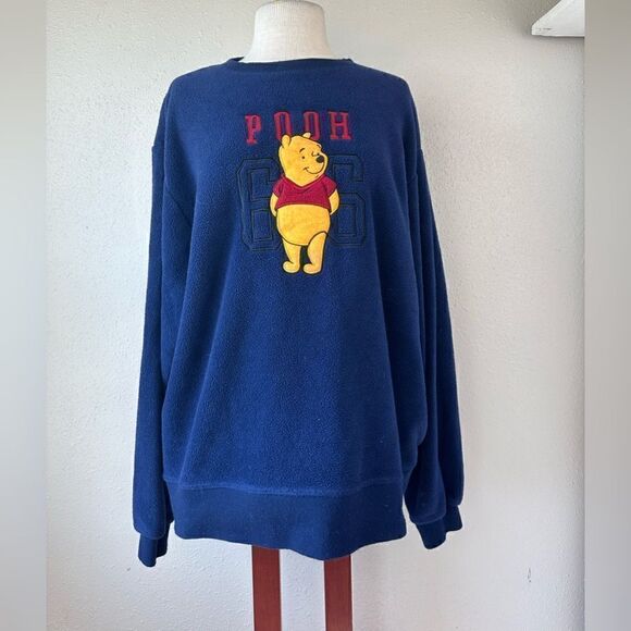 EUC Disney Women’s Winnie the Pooh Crewneck - Picture 1 of 5